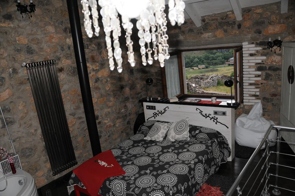 Casas Rurales Entre Babia Y La Luna Villafeliz Экстерьер фото